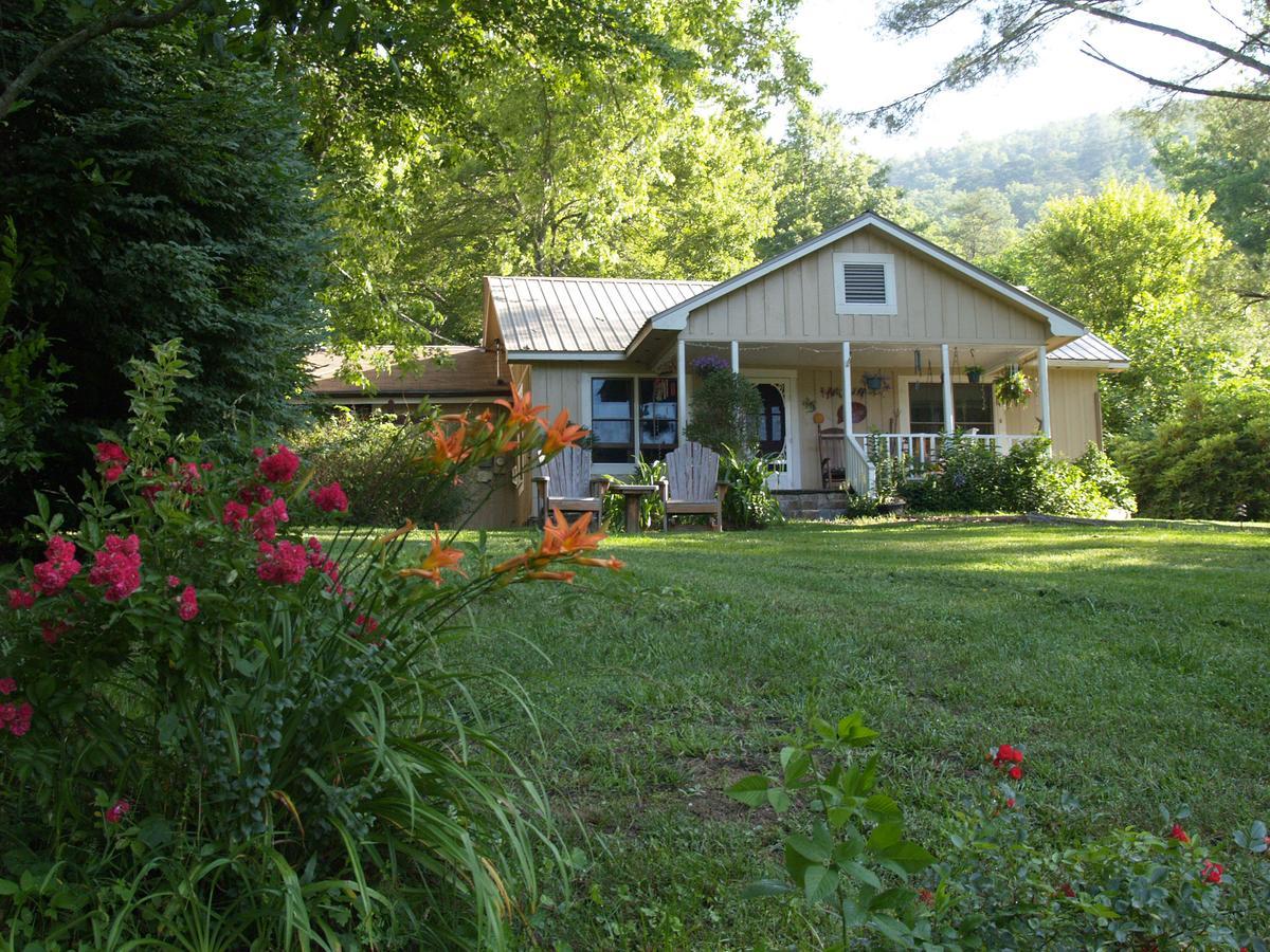 Henson Cove Place Bed And Breakfast W/Cabin Хайавасси Экстерьер фото